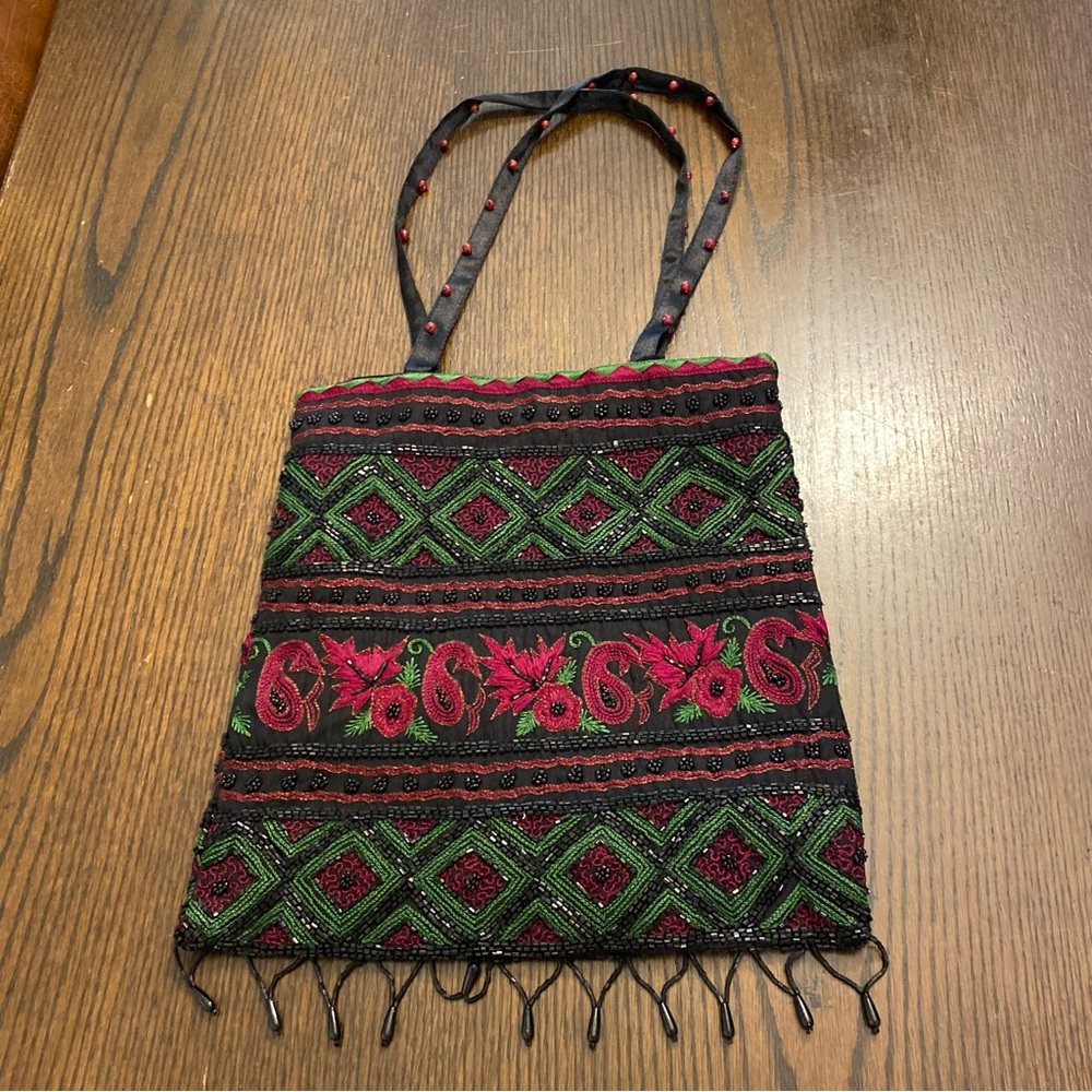 VTG Y2K Black, Green, & Red Beaded Top Handle Purse